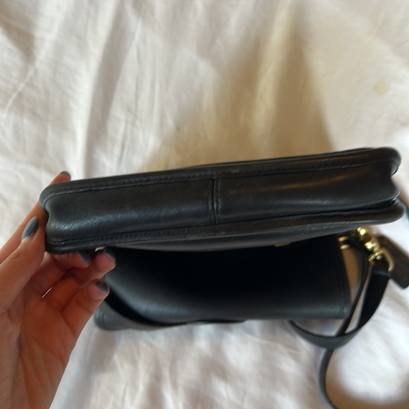 Vintage Coach Station Bag | Genuine Black leather - Picture 15 of 15